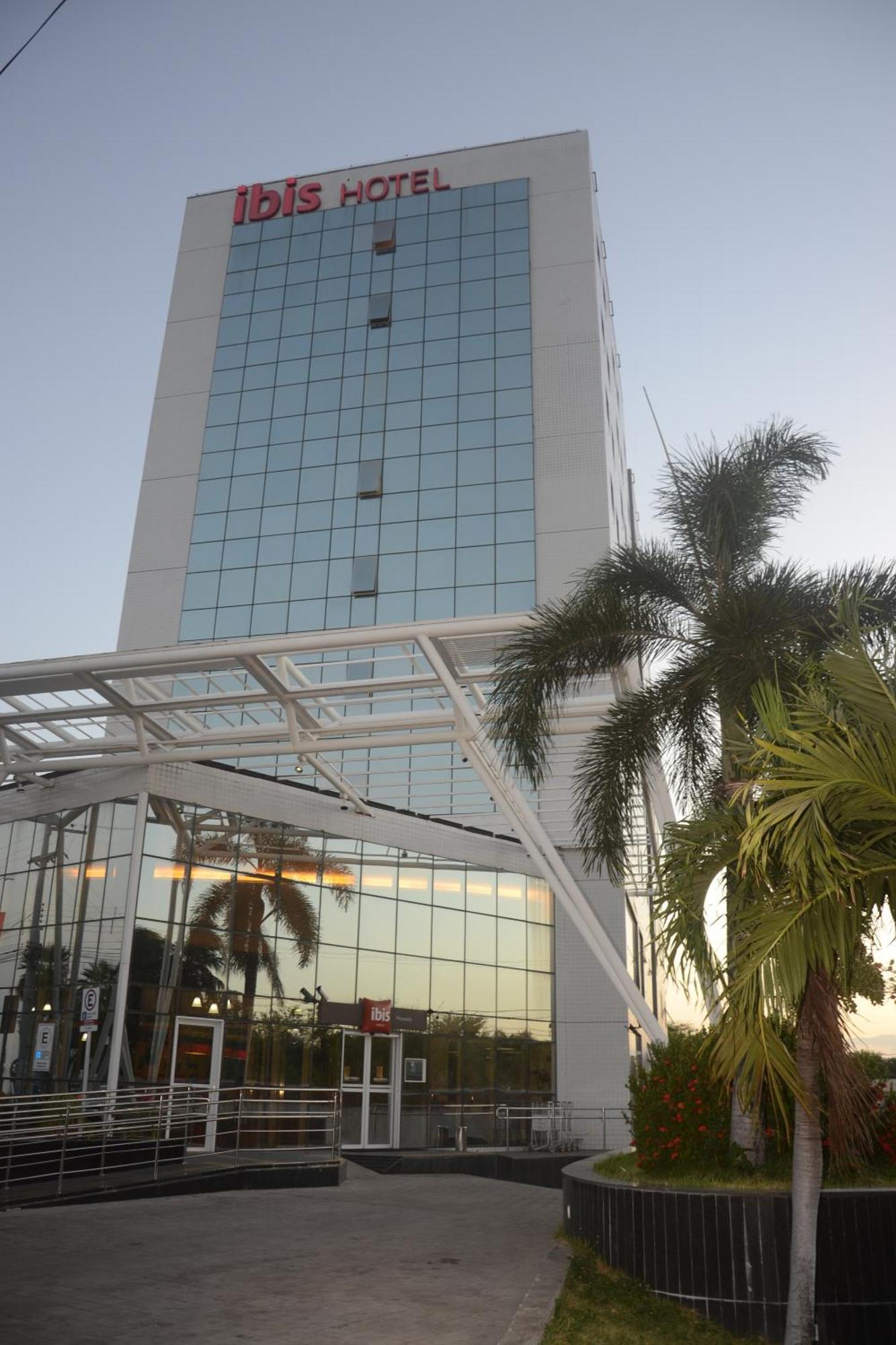 Ibis Mossoro Hotel ภายนอก รูปภาพ